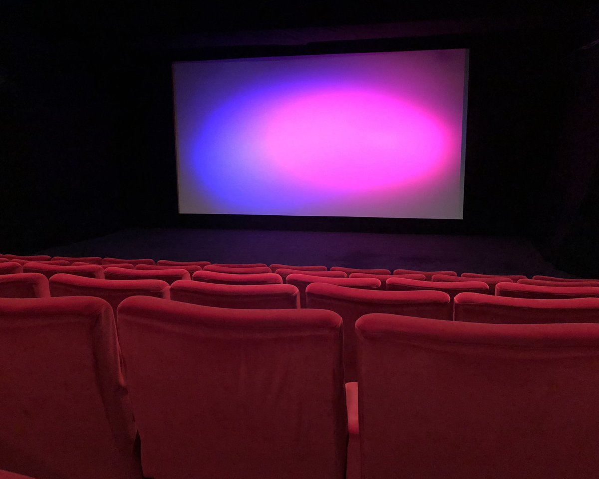 ICalzada's tweet photo. I am afraid, @netflix could not replace the #ambientcommons stemming from a #cinema {#unplugging} https://t.co/gjesTsgFep