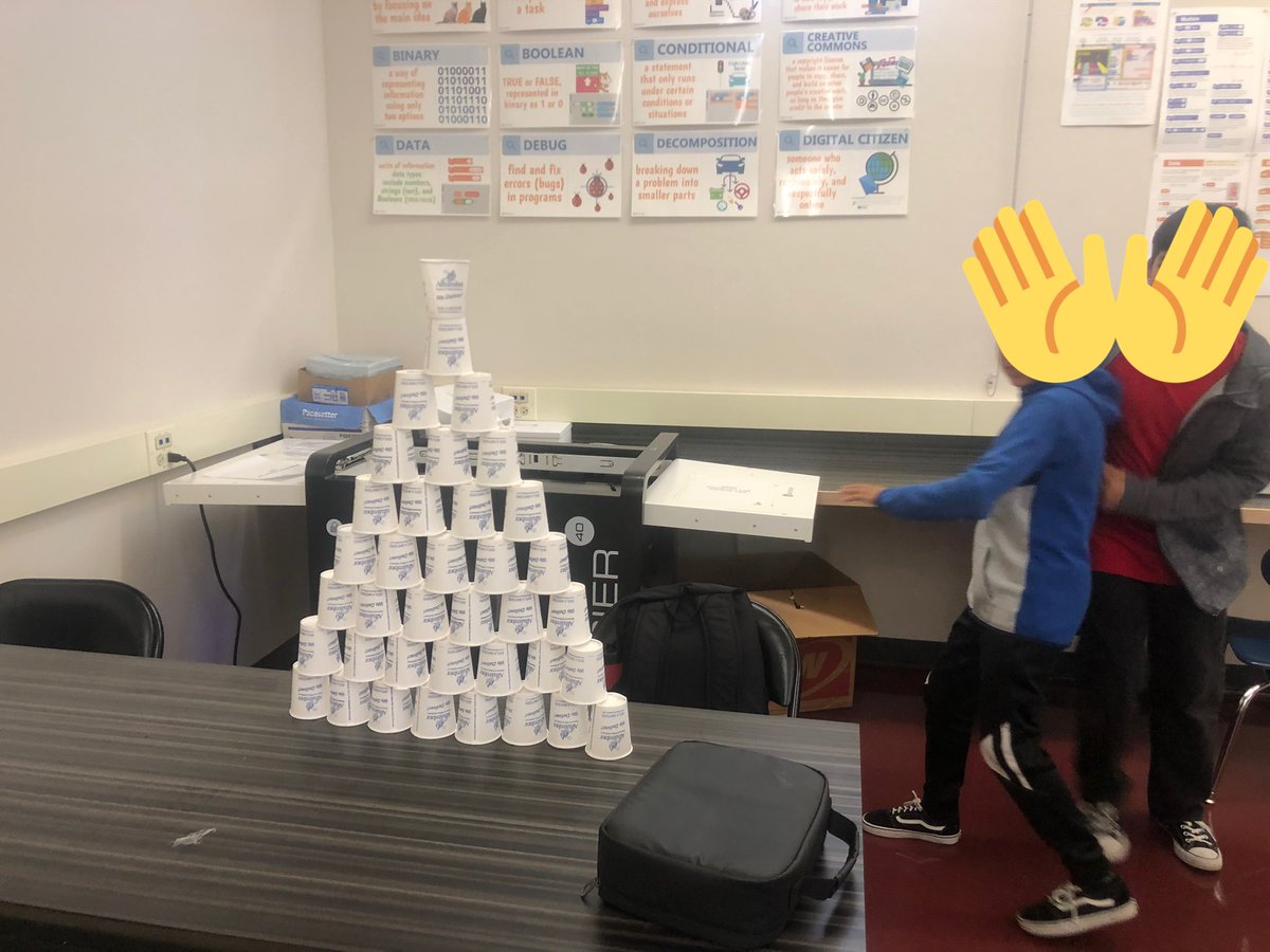 Thanks #CSinSf cup stacking algorithms were a hit! <a href="/billmarsland/">Bill Marsland 🏳️‍🌈</a> <a href="/nolani_ir/">Irene</a> <a href="/RothmanCS/">Andrew Rothman</a> #WeAreSFUSD