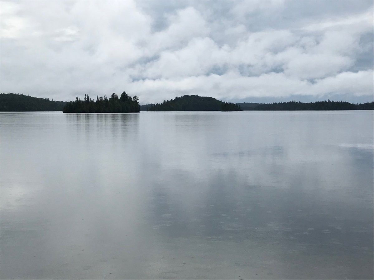 IsleRoyaleFFA's tweet photo. ⁦@LakeSuperior⁩ ⁦@MISHPO⁩ cloudy and still on Robinson Bay #IsleRoyale https://t.co/0BwgHM3isG