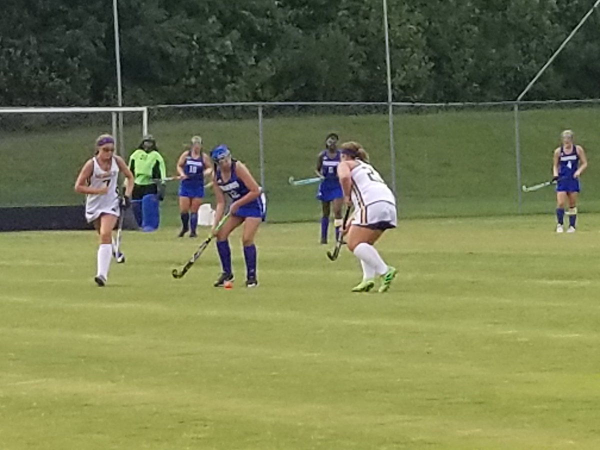 PhoebusAthleti1's tweet photo. When I say "FIELD"
You say "HOCKEY"

FIELD "___________"
FIELD " ___________" https://t.co/yZChQHwcM1