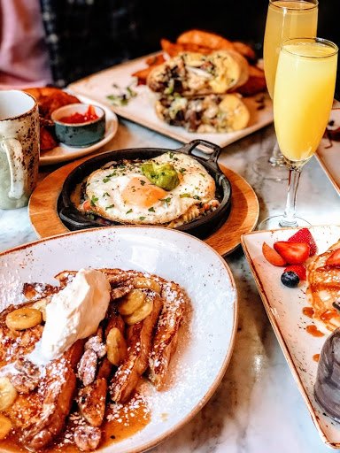 Mad Social Chicago (@madsocialchi) on Twitter photo Check out things to do this Labor Day Weekend in <a href="/michiganavemag/">Michigan Avenue</a> Michigan Avenue including our bottomless Friday brunch! michiganavemag.com/labor-day-week… Check out things to do this Labor Day Weekend in <a href="/michiganavemag/">Michigan Avenue</a> Michigan Avenue including our bottomless Friday brunch! michiganavemag.com/labor-day-week…
