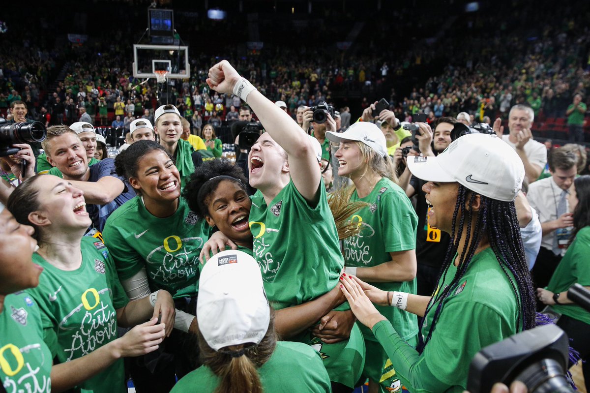 I’m often asked what we look for in players! This:

1) Athleticism 

2) Skill Set

3) Basketball IQ

4) Growth Potential (Mental &amp; Physical Improvement)

5) Championship Character

#FlyWithUs 🏀