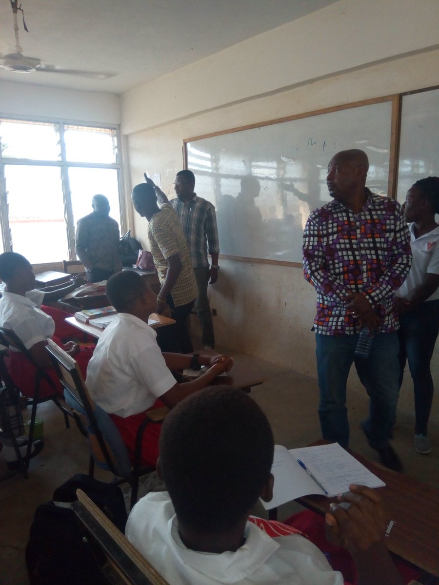 MissAkanlobe's tweet photo. It was a wonderful day meeting these great men from GHalliance from GUSO project who came to monitor and see what we have been doing with regards to CSE facilitation .@BlessedIreneS @AdubeaAmoah @TheGHAlliance @kwasiSELASSIE @akharigeya @YAMghana @Adhd_Ghana @PPAGGhana https://t.co/6TMj7lqfep
