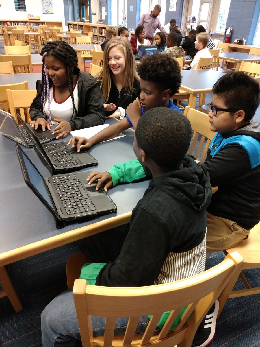 hThore1's tweet image. 6th graders had a blast using @quizlet to learn about the @RAMiddle_RAMS library &amp;amp; check out their 1st middle school books! @NadiaRo58610326  #RAMSInspire @AndersonFive @SCASLNet #SpeakUpSCASL #A5Media #BackToSchool2019