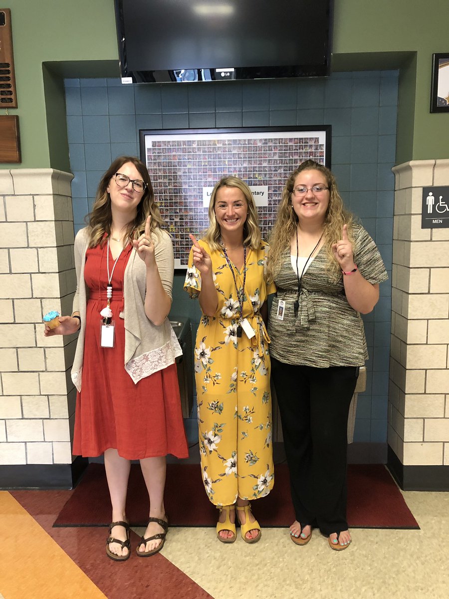 BPeatrowsky's tweet photo. Longfellow new teachers made it through the first day of school! Whew!!#firstday4CBschools #CBProud https://t.co/1WmOXVAto6