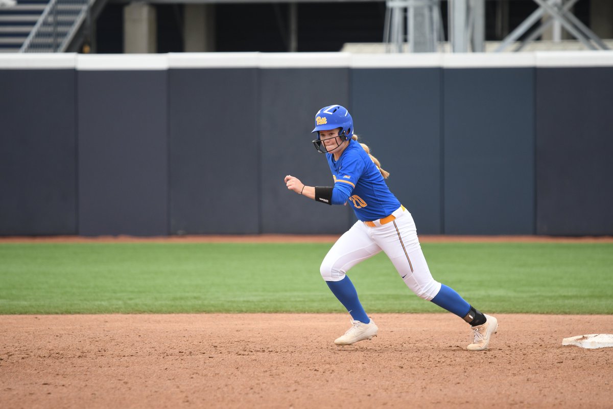 Pitt_SB's tweet photo. 📸 Season Shots 📸
Ed. 20: Sarah Seamans (@sarah_seamans20)
#Focus412 | #H2P https://t.co/n76Zvb0GQo
