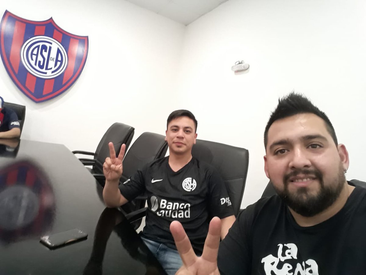 CuervosdEscobar's tweet photo. Reunión de peñas 💪

@PeniasCASLA 

#escobarpresente💪
#peñaescobar https://t.co/QJE6A85thV