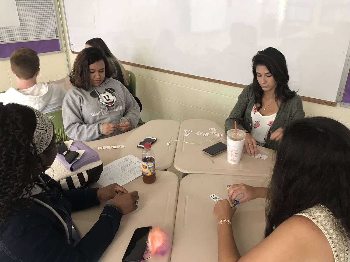 PrincipalCetner's tweet photo. Team building, collaboration, problem solving and (most importantly) relationship building - lots of great things going on @bournehs on day 1 #firstdaysofschool #B2Bchallenge #relationshipsmatter @strodehistory https://t.co/QzHDXmZhO1