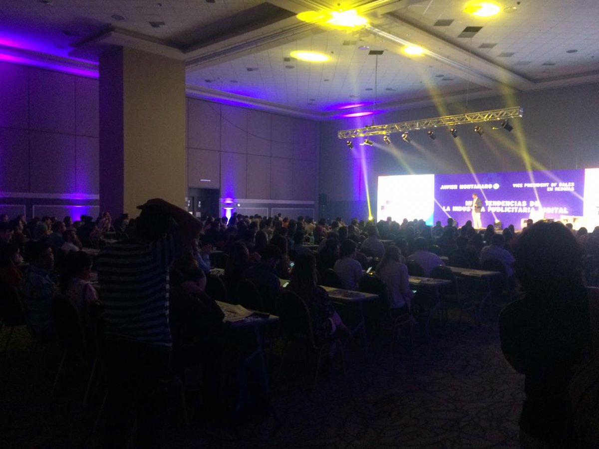 redmasadv's tweet photo. Casa llena🎉Así estuvo nuestra presentación en el 2i en Paraguay 🇵🇾 encabezada por nuestro VP of Sales #LATAM, @javiermontanaro, con todas las Mega tendencias en la industria de la publicidad digital #2i5años @publicidad_py #digitaladvertising #CisnerosInteractive #DigitalTrends https://t.co/0BYDy7pVwp
