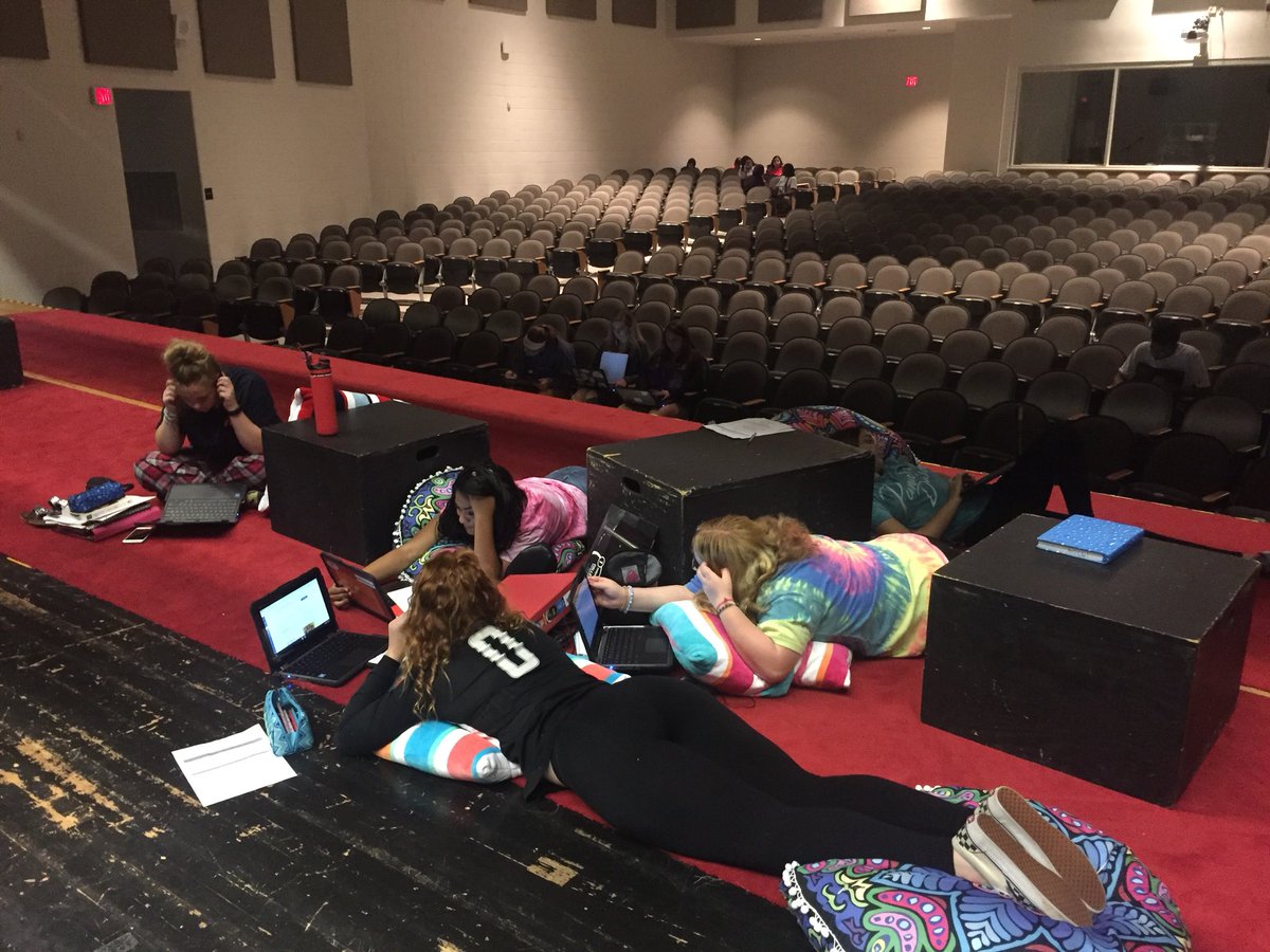 Roxanne Begley tweet media