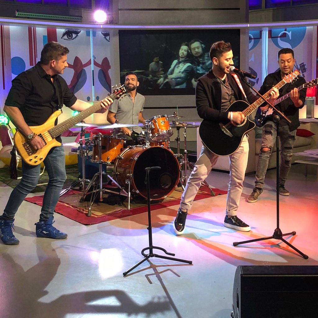 FerrantiPtguesa's tweet photo. Hoy nuestro @FerrantiMusica  estrenando su nuevo Videoclip "Al final" en Madrid #ferrantimusica https://t.co/eWdn5sAU5S