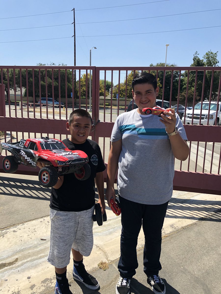 steamsquad46's tweet photo. STEAM SQUAD shared today some of the toys we have been reading about! RC cars, slinkies, and action figures! Getting lots of inspiration for our carnival games! https://t.co/xJG7sVRBFW