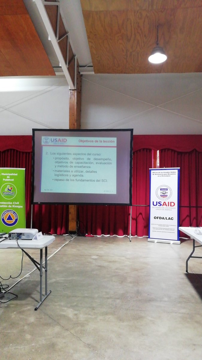 Iniciando curso sistema de comando de incidente OFDA intermedio