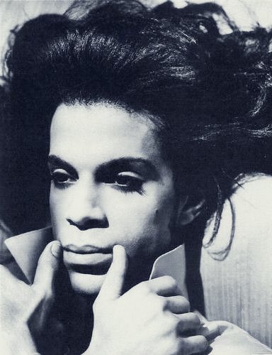 PrincePartyUK's tweet photo. #Prince #Prince4Ever #MrGoodnight https://t.co/ZkZcshazXO