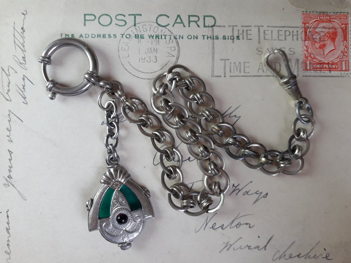 ragtimebazaar's tweet image. Gorgeous German watch chains and fobs from my latest #JewelleryHaul #BankHolidayMonday Coming soon to etsy.com/uk/shop/Ragtim… and ebay.co.uk/str/Ragtime-Ba…