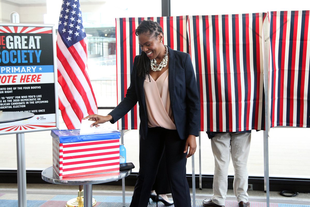 The Great Society starring Brian Cox on Broadway tweet media