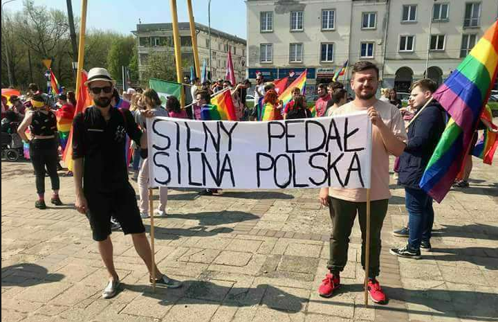 jan_czapski's tweet photo. @OlkPvL Można, bo oni sami tak siebie nazywają. Co więcej, niektórzy z nich uważają to za rodzaj nobilitacji. #pedał #lesba https://t.co/MUNdCiqN4h