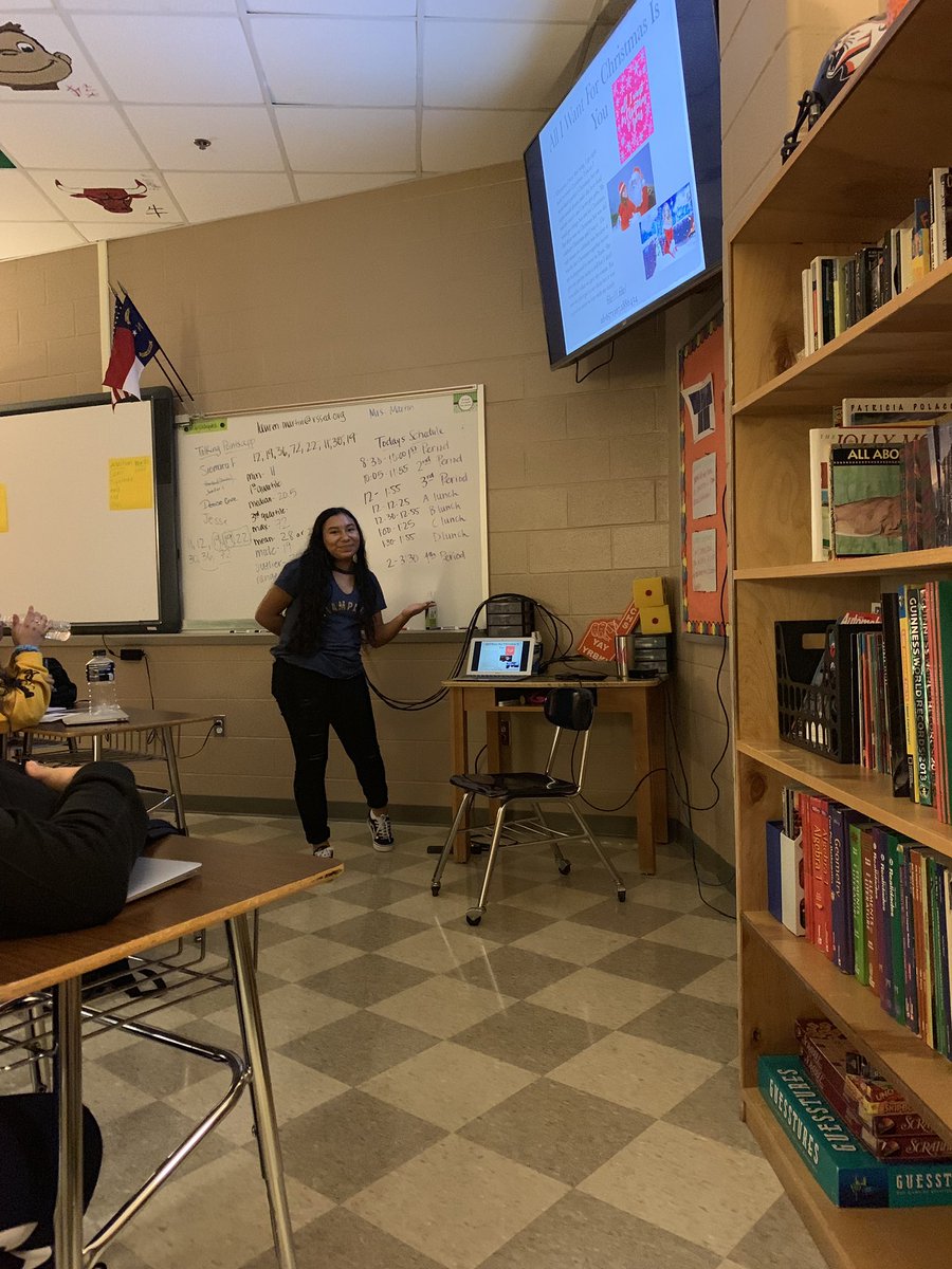 S. presenting their Personal Playlist projects- It’s always fun when we can listen to tunes while learning! #jchslife <a href="/RSSESL/">RSS ESL</a> <a href="/JCHSCougars/">Jesse C. Carson High School</a>