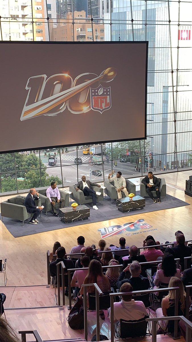 byDanielleK's tweet photo. NFL 100 kickoff! @saquon https://t.co/nWeVQRwBRN