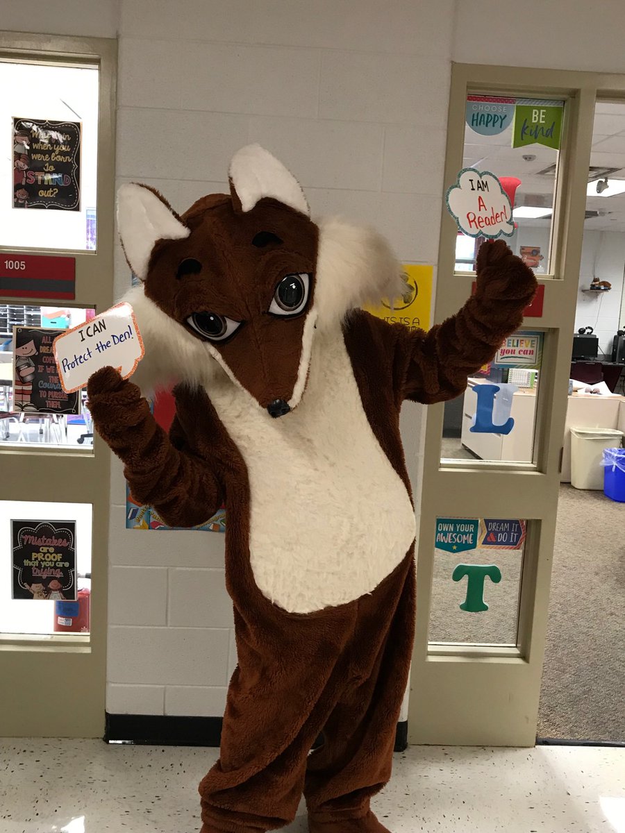 jiffypopp20800's tweet photo. Reading Rocks! We are welcoming ACES families to our Reading Selfie Station! ⁦@115aces⁩ Curriculum Night! ⁦@pjreading⁩ @JennaAnderson21 ⁦@thehaf3⁩l #weareACESproud #makeitcount #protecttheden https://t.co/d12PoHq4b5