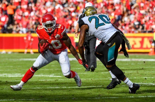 TFGO_Jaguars's tweet photo. A big win to open the season early on as your #Jaguars take down the #Chiefs 31-28, starting the season 1-0! 

Next up is a match up against our divisional opponent the Houston Texans!
#DUUUVAL #TFGO https://t.co/LEoaUUzHgs
