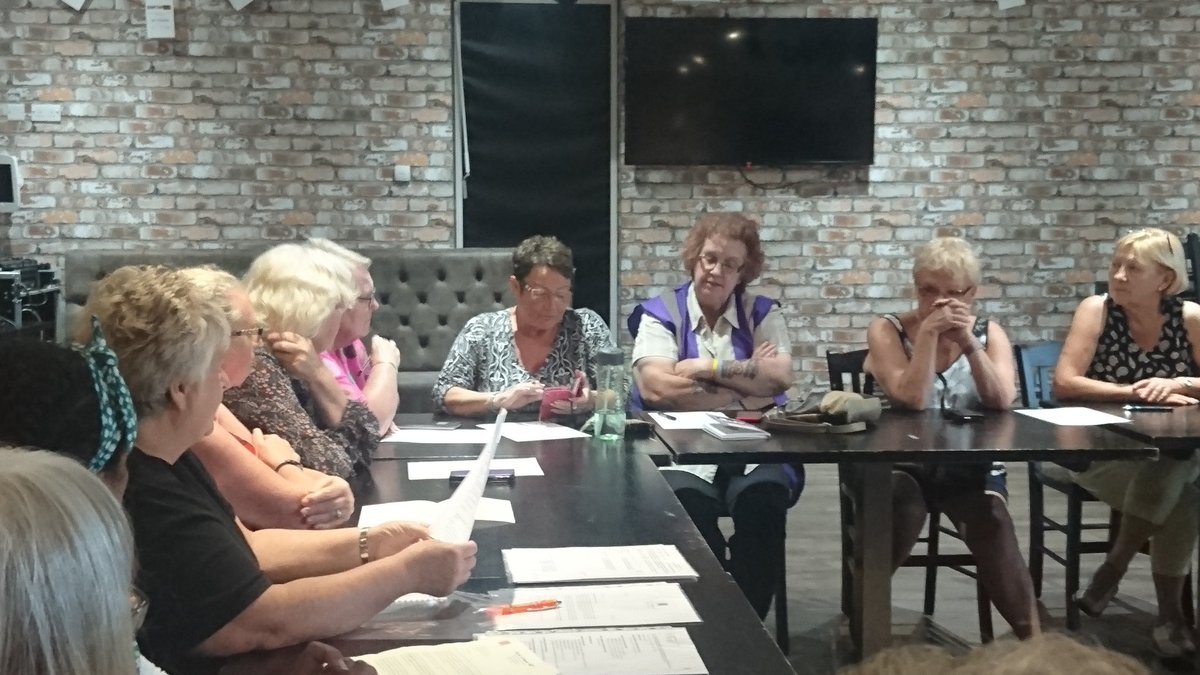 Great Meeting tonight with our 1950s born Women fighting for their pension from @WIGMAKWASPI 
@WASPI_Campaign 
With @nannyfof4 
@WiganCouncil speaking on Welfare & Customer Service @Jomitch04 
Discussing future events & @WASPI_Campaign 
#wepaidinyoupayout 
PAY THEIR PENSION NOW.