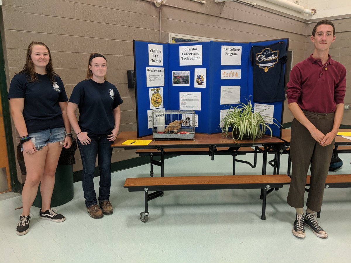 MrsHaberek's tweet photo. Grateful to Chelsea, Taylor, Dalton, and Micah for representing #charihoffa so well at @CharihoRegional and @CHARIHOtech New Student Orientation! https://t.co/mx4oVh6dK4
