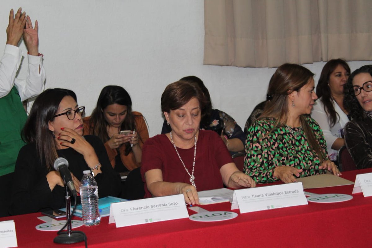 MetropolisCDMX's tweet photo. La #Seduvi formará parte del Gabinete de Igualdad Sustantiva y Violencia contra las Mujeres, que también estará integrado por alcaldías y diversas dependencias de la Ciudad de México. #Mujeres #ErradicaciónViolencia #Programa2019 https://t.co/m6t9Fu5hB3