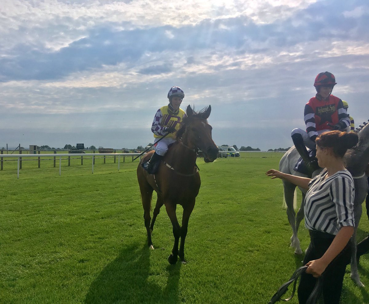 JohnWathenBerry's tweet photo. Two respectable runs at @BathRacecourse this evening but still no winner. @RafflesRacing’s #SacredSprite (@GeorgiaDobie1) 2nd in the 17-furlong apprentices’ handicap. @DanTunmore’s #SussexGirl (Franny Norton) 5th, beaten 2 lengths, in the 10-furlong handicap. We’ll keep trying! https://t.co/rNI6coKfiW