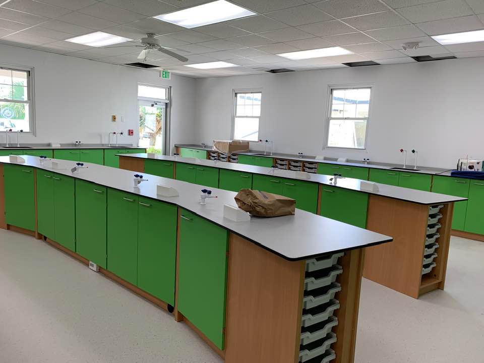 steam3Dmakerlab's tweet photo. We are so thrilled to have had the opportunity to work with teachers and admin at Somersfield Academy (@somersfield_bda)  in Bermuda this week! Bringing support for technology and pedagogy to a gorgeous facility... https://t.co/0TMQQJUGsX