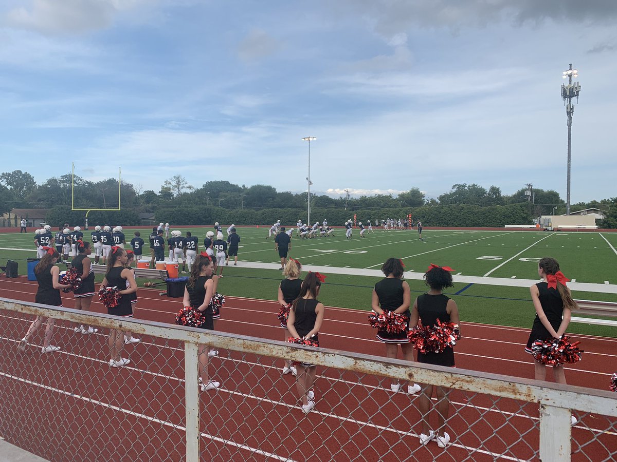 SMS_smanning's tweet photo. It’s time for some football! Let’s go panthers! @SMS_Panthers https://t.co/EW7vdOvvJ9