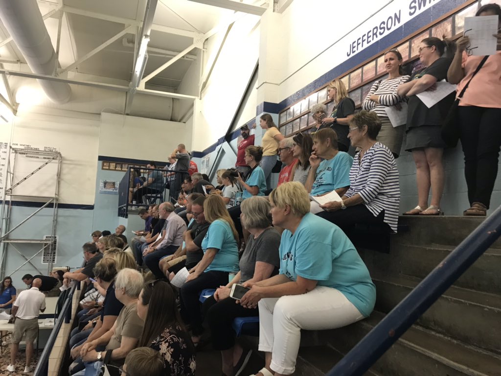 CRJeffersonHigh's tweet photo. JHawk Girls Swimming tonight v IC West. Go JHawks!! Standing room only. What a great turnout to start the season. #ItsGreatToBeAJHawk
#jeffbleedblue
#JHawkPride https://t.co/6NSkBUXhN0