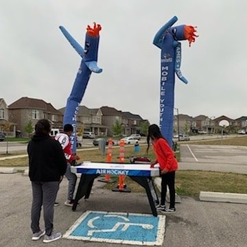 townofinnisfil's tweet photo. Neighbourhood Nights in LSAMI Park, 1384 Lormel Gate Avenue, Lefroy from 6:30pm-8:00pm, drop by for an evening of fun & games! Bring your friends & family, visit with Innisfil ideaLAB & Library, @Innisfil_FIRE, & the Mobile Youth Centre. #community #familyfun #innisfilidealab https://t.co/BymRdehCQ2