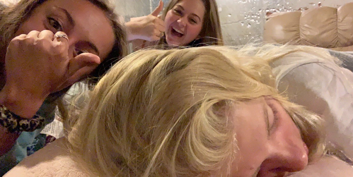 taydeters's tweet photo. happy birthday @camrynchapmann !! i hope you have the best day and yay 18. love ya girly, make it the best! 💛💛#clubenergy #squad https://t.co/Y2l5gIBLq7
