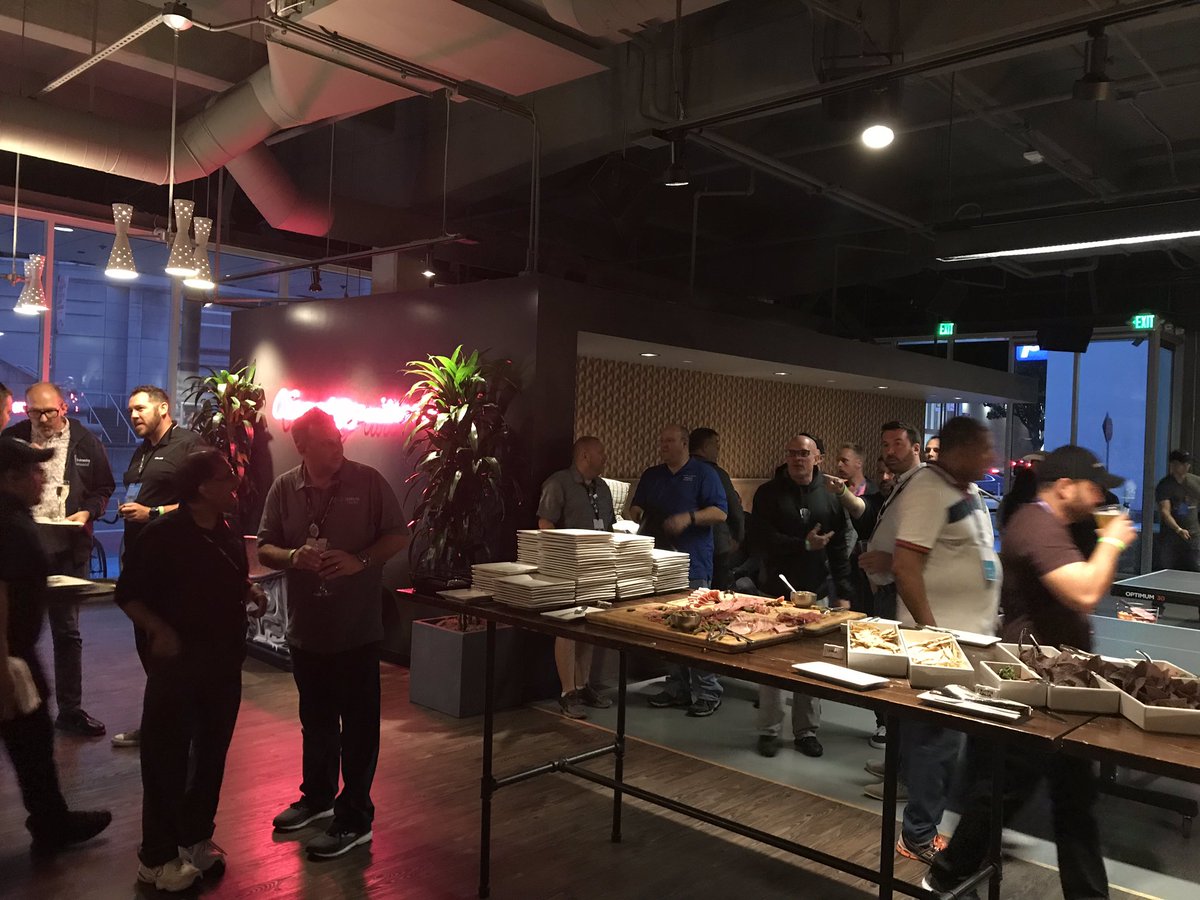 VMwareExplore's tweet photo. A few photos from the @vExpert party after #VMworld. @PGelsinger even stopped by to meet some of our vExperts! https://t.co/Vg6eLcn7a4