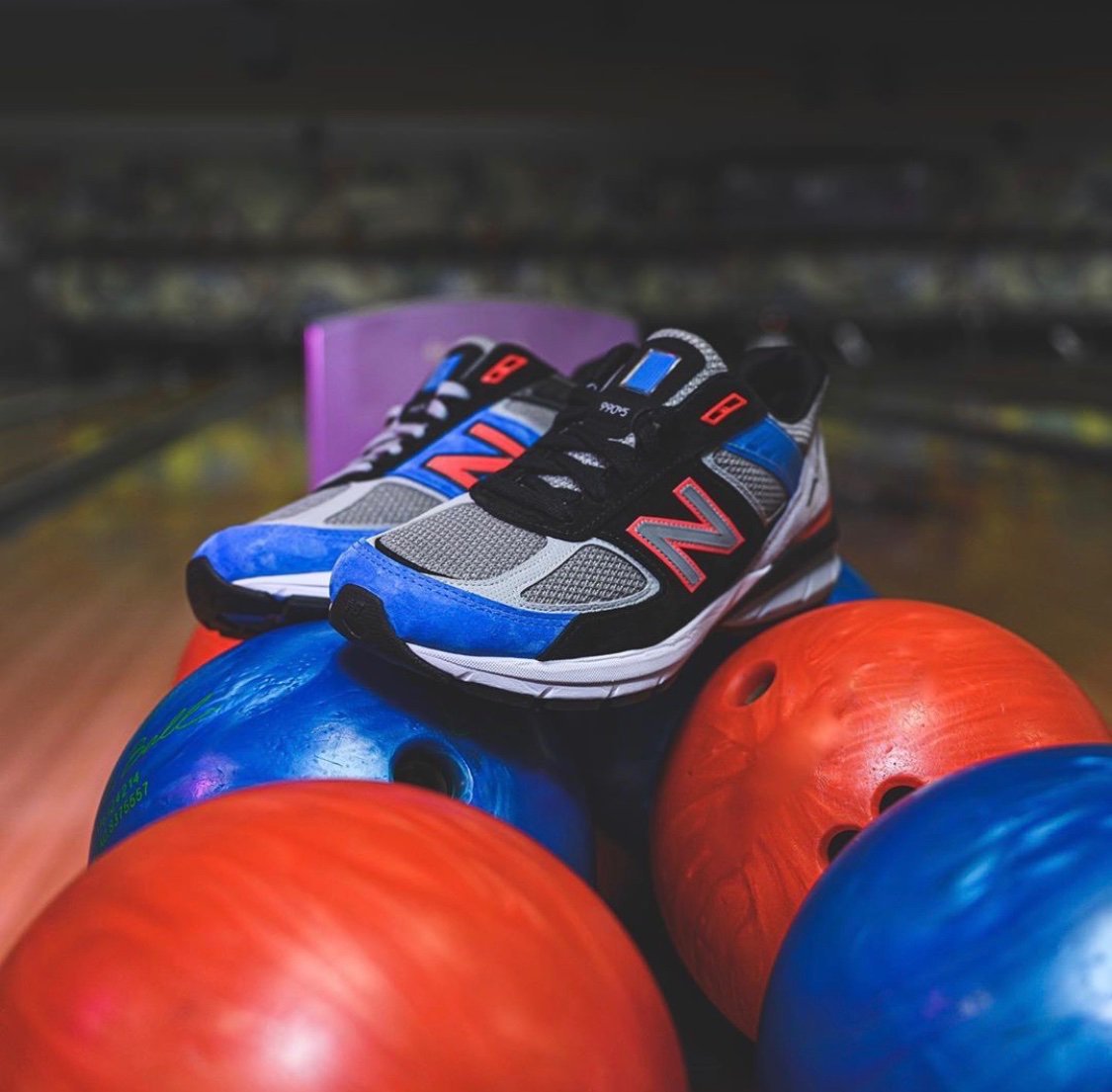 4MILLENNIALSXM's tweet photo. The New Balance 990v5 "Fast Lane" release drops 8/30 exclusively to the DMV. Will you be copping? Get yours 10am Friday in store or online at DTLR! https://t.co/NA0kUuWRan