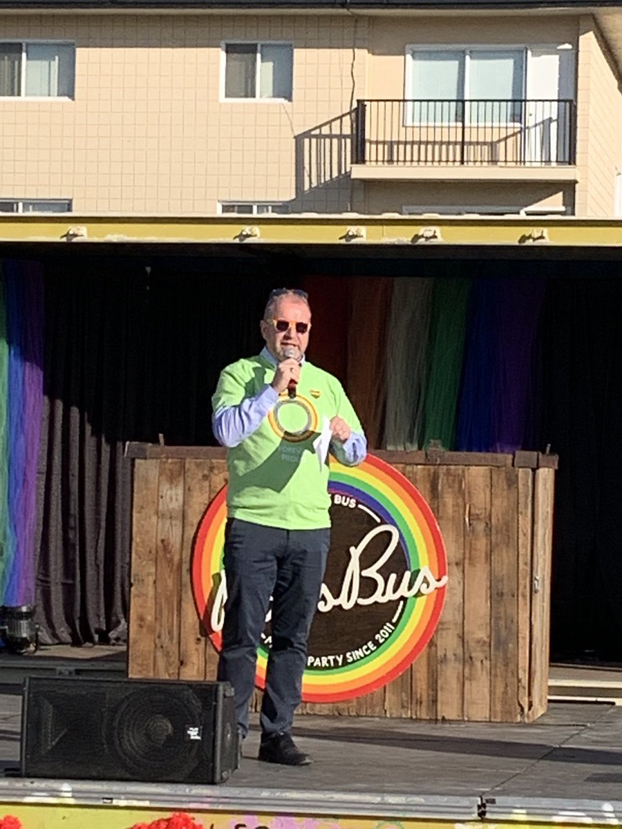 ToddLinnen_TD's tweet photo. Our fearless leaders @AndrewP_TD @robghazal kicking off the Pride Block party in downtown Calgary #foreverproud #pride365 #tdinthecommunity https://t.co/K13PuTjtU2