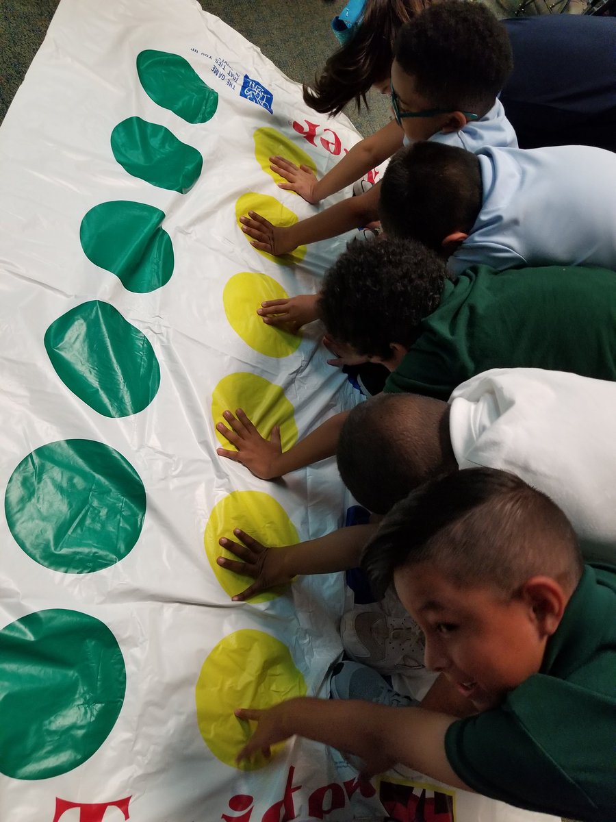 Ashley Dimas (FearlessFirsts) Twitter