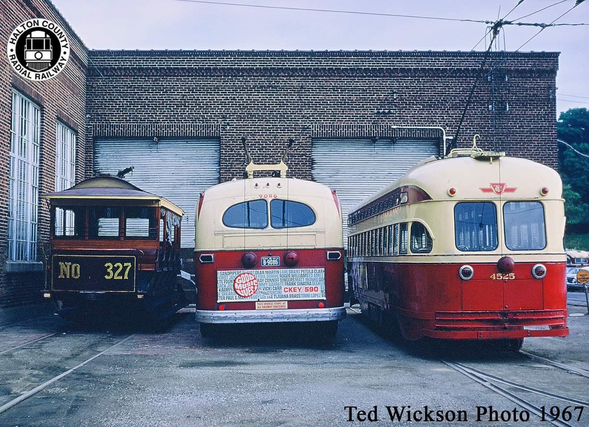 TTC 4393 (PCC) NEVILLE QUEEN car plus 4448 a LONG BRANCH LONG BRANCH car on  the Humber Loop in Toronto, ONT July 3, 1966 (22620707265 Stock Photo -  Alamy
