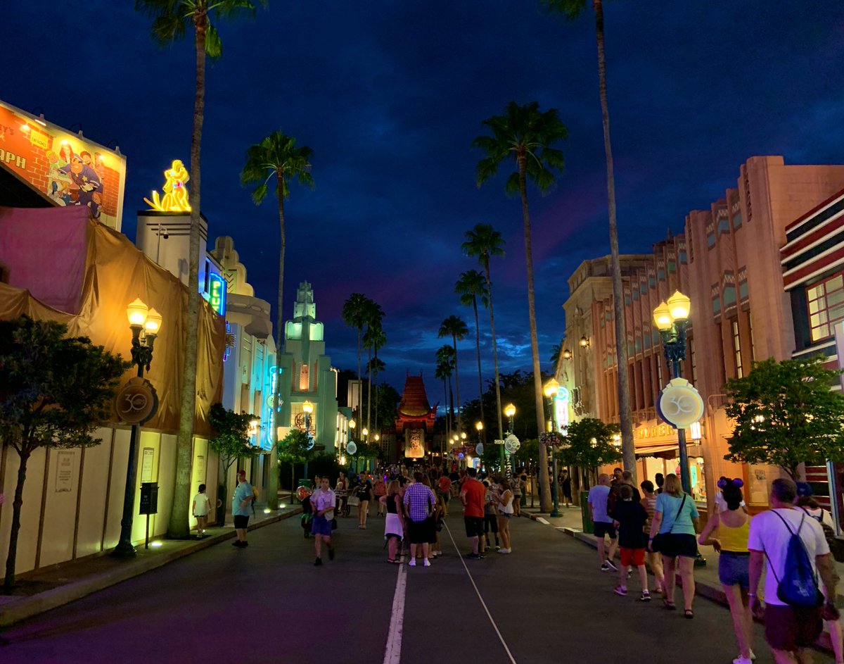 cinderchellaaa's tweet photo. Visiting Hollywood Studios one last time tonight before we are blocked out for infinity. Just stopped by to watch the projection show and fireworks, since we haven’t seen the new animation show. Really trying to soak in the atmosphere of the park on this beautiful evening https://t.co/m4LJQhIbxA