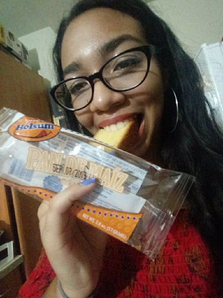 MariieShee's tweet photo. #Holsum #PanDeMaiz #Food #TheSelfeeApp https://t.co/o0cKmA47dV