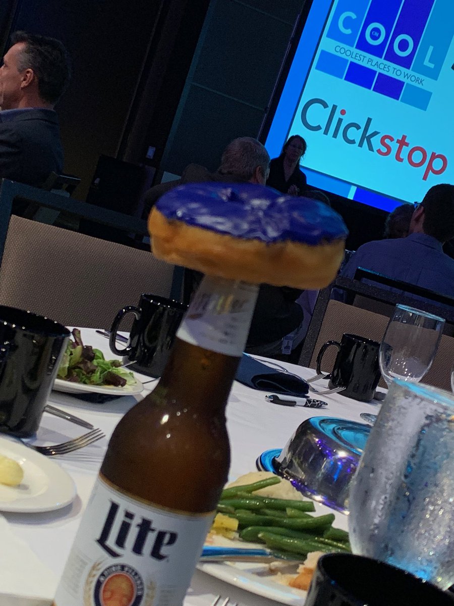 CBJournal's tweet photo. +1 level up RT @jenneumann: #CBJCoolest combination - donut and @MillerLite. https://t.co/XGlYHWbc03