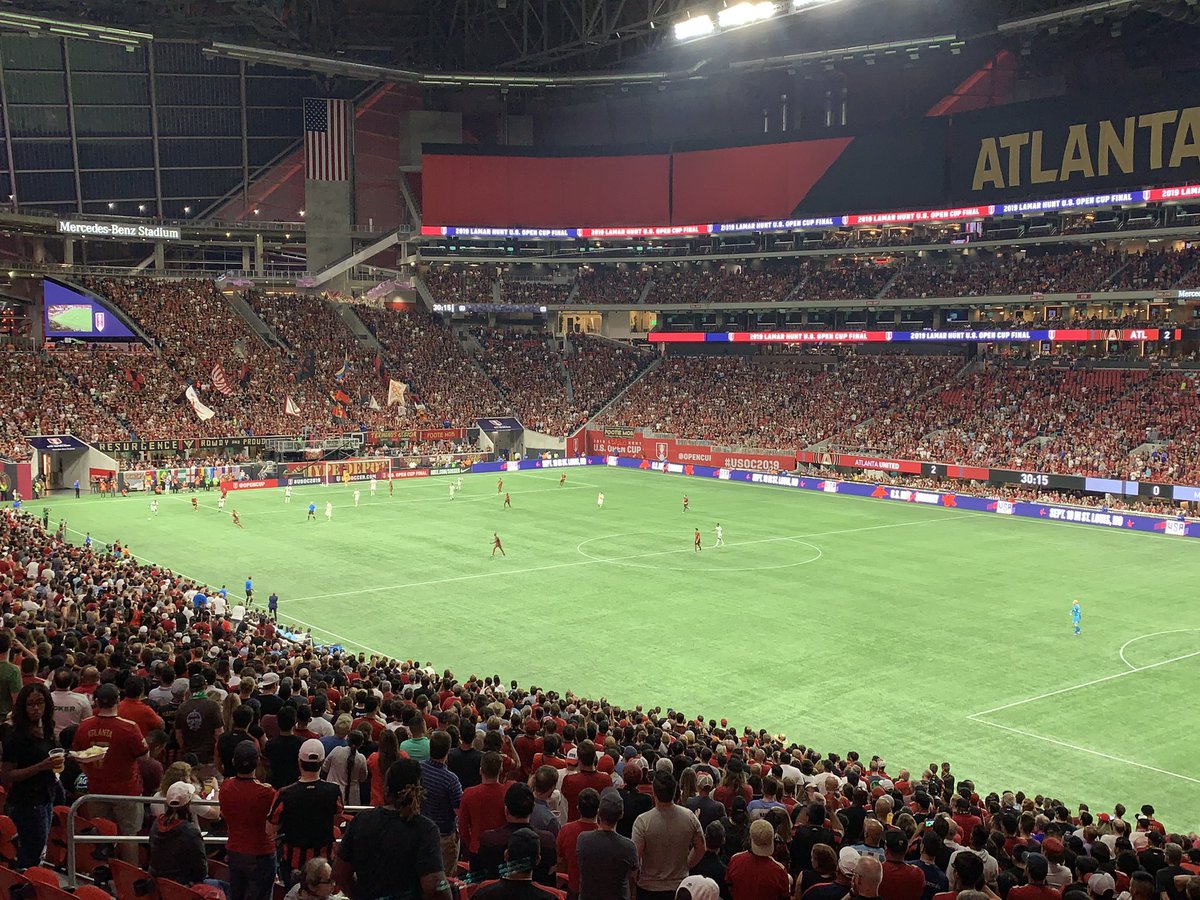 LarryTiscornia's tweet photo. It’s just different here!  WOW #ATLUTD #USOpenCup https://t.co/UUaCsV82Hm