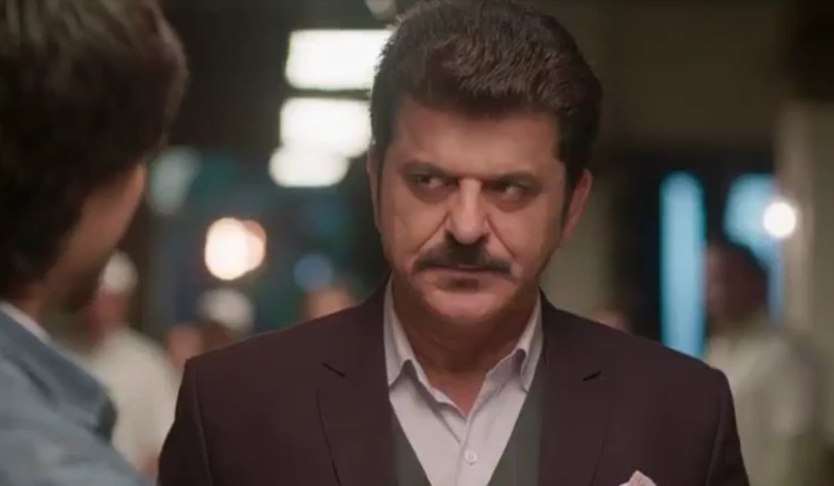 I need a show with just these two, @harshachopda and #RajeshKhattar, in tashan with each other, both negative characters, one-upmanship intelligent story. There needs be no melodrama, no chamchas and not even FLs!!! Just these two!! ITV up for it??!! 

#HarshadChopda #BestJodi