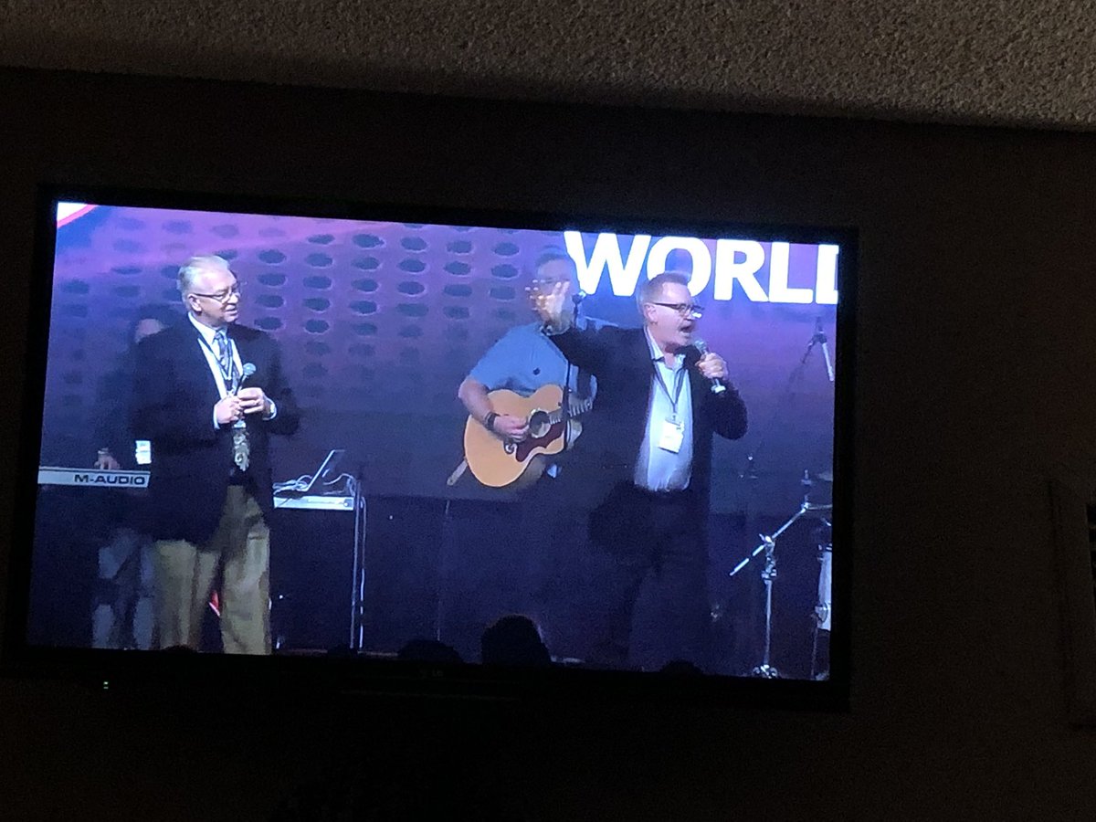 MarriedGary's tweet photo. Great to see @dwellsson1 in my living room tonight as he MCs the @25pwc #spiritnow conference 1st session @thepaoc https://t.co/lh0EFx8H17
