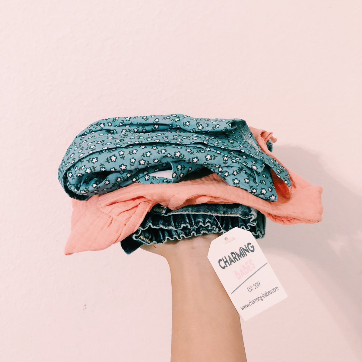 charmingbabess's tweet photo. We all love a good stack lay, with fall coming in we are getting rid of the old. Our entire site is 50% off now until further notice! Enjoy it babes. Use code “GONE” when checking out⚡️💖 #shopsmall #charmingbabes https://t.co/CNFQ6nDZnK