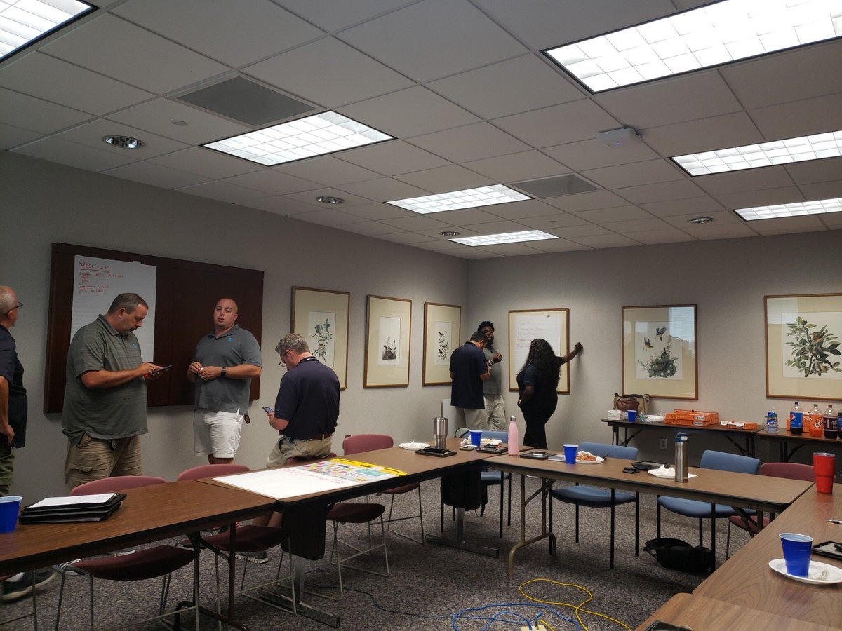 belennuno803's tweet image. When your director makes an appearance to your 5pm meeting and makes it better. Talked about challenges out and field and came up with some solutions. Team building exercise with the big 3 advantages and how we overcame them. #knowyourcompetition #columbiakids #carolinacrushers