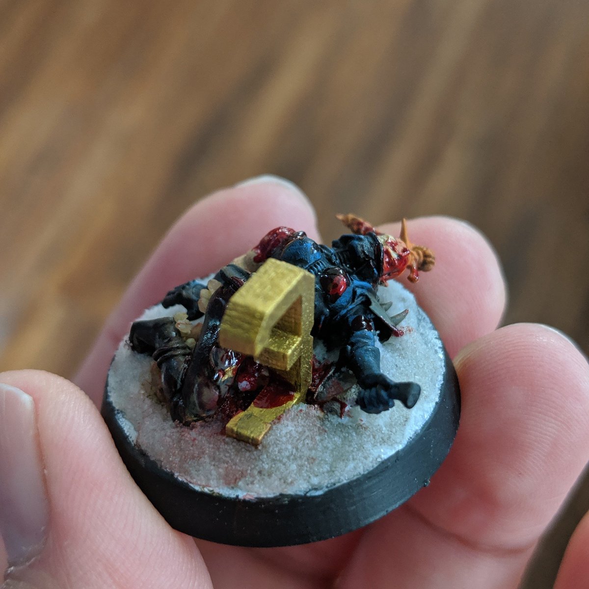 KelticAngel16's tweet photo. Finished up these beautifully gory #warhammer40k #objectivemarkers today! ๐ Someone's been killing xenos and leaving the bodies lying around! ๐ Two more in the comments.
.
.
.
#ashborncrown #paintingwarhammer40k #deathwatch40k https://t.co/AakJVDgZl0
