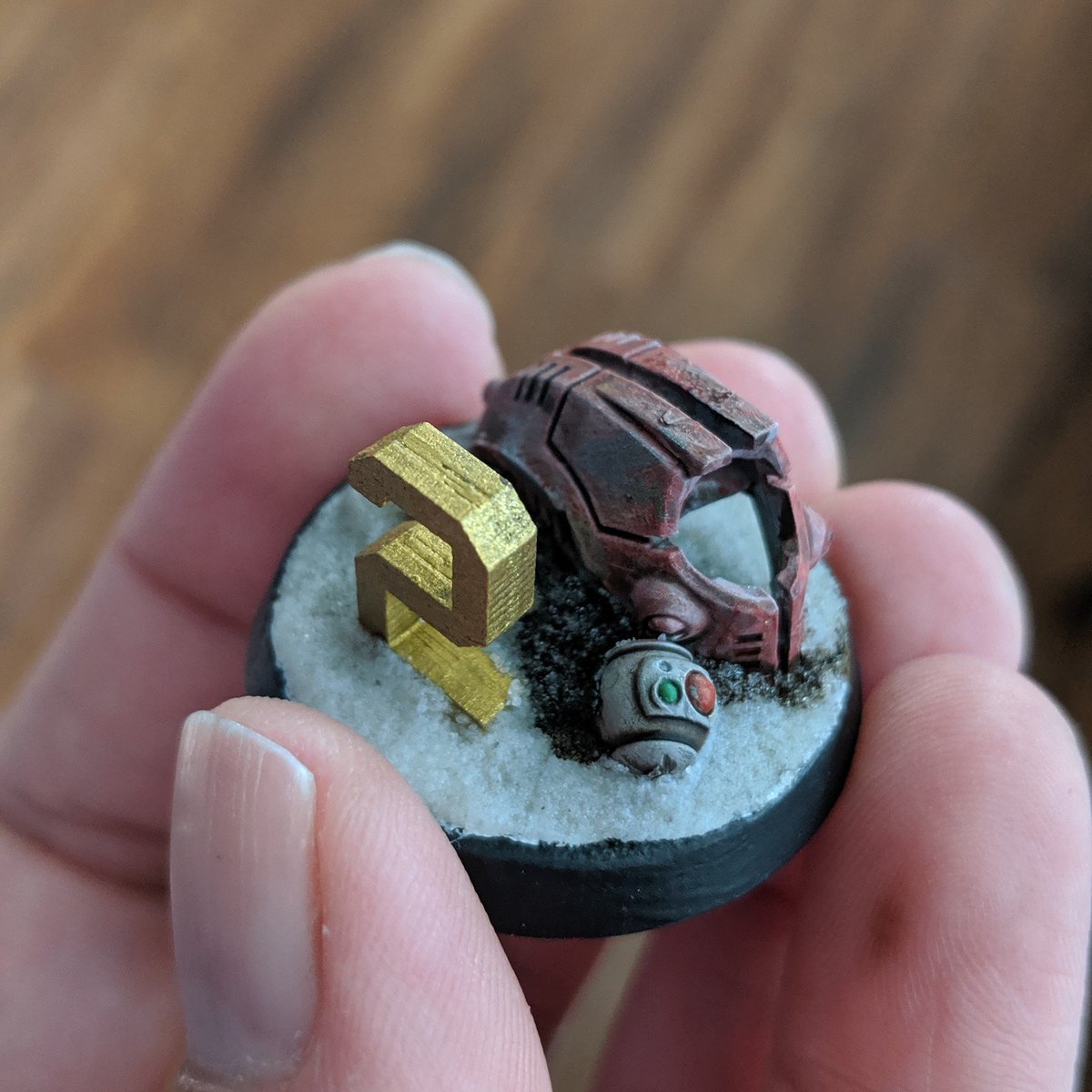 KelticAngel16's tweet photo. Finished up these beautifully gory #warhammer40k #objectivemarkers today! ๐ Someone's been killing xenos and leaving the bodies lying around! ๐ Two more in the comments.
.
.
.
#ashborncrown #paintingwarhammer40k #deathwatch40k https://t.co/AakJVDgZl0