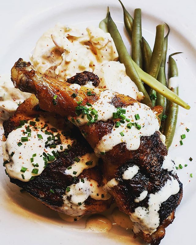 tastynalder's tweet photo. BBQ Spiced Half Chicken • white bbq sauce. low country potato salad. dilly beans. @tastynalder #tastynalder #torobravoinc #hellomynameistasty #bbqchicken #portlandeats #pdxmonthly #eater #eaterpdx #dillybeans #lowcountrypotatosalad 🐥 🍽: @stinkpot_ 📸:… https://t.co/dOsR3YCcDk https://t.co/BBfeEGTxnl